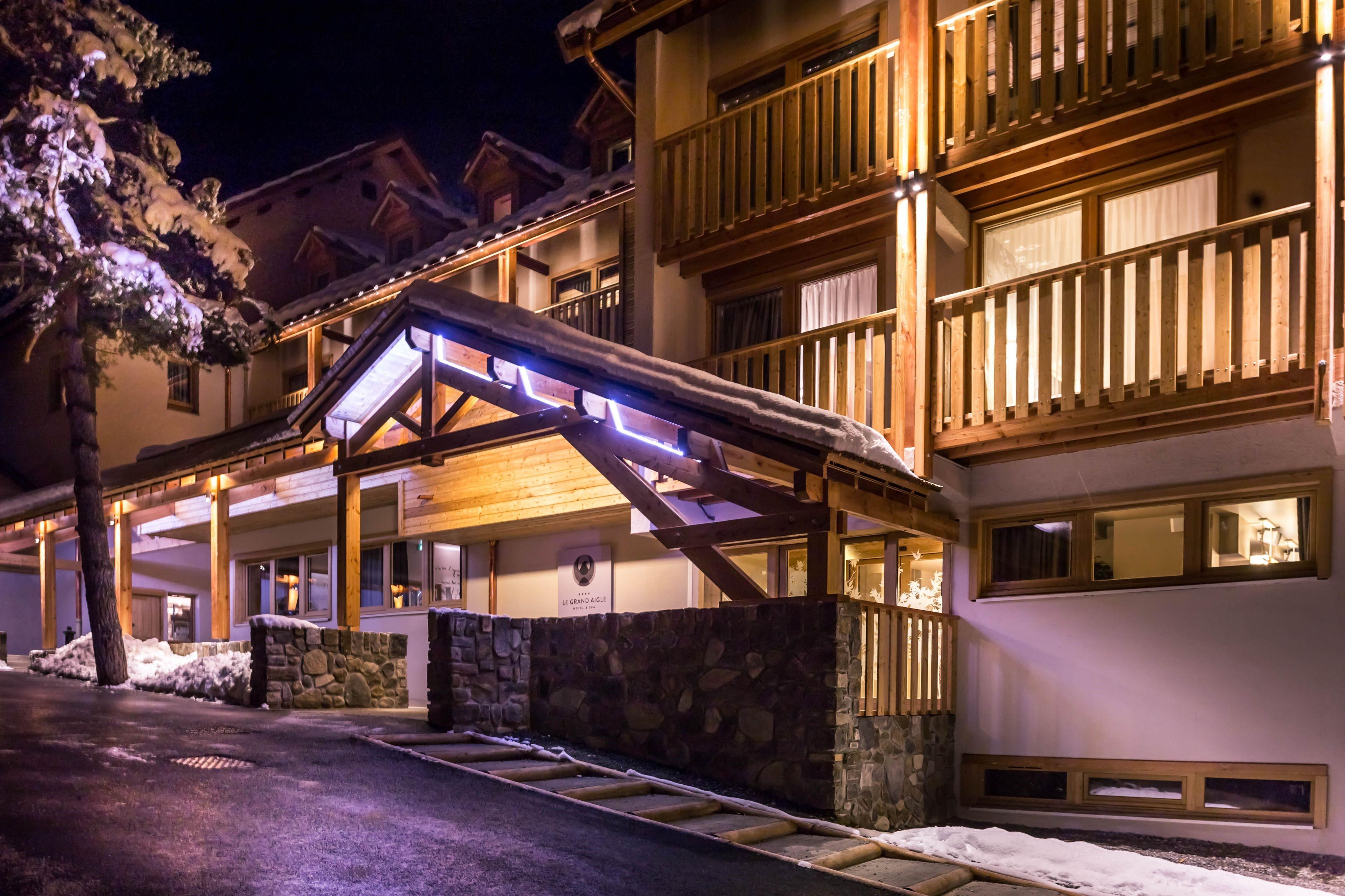 Le Grand Aigle Hotel & Spa**** La Salle-les-Alpes Zewnętrze zdjęcie