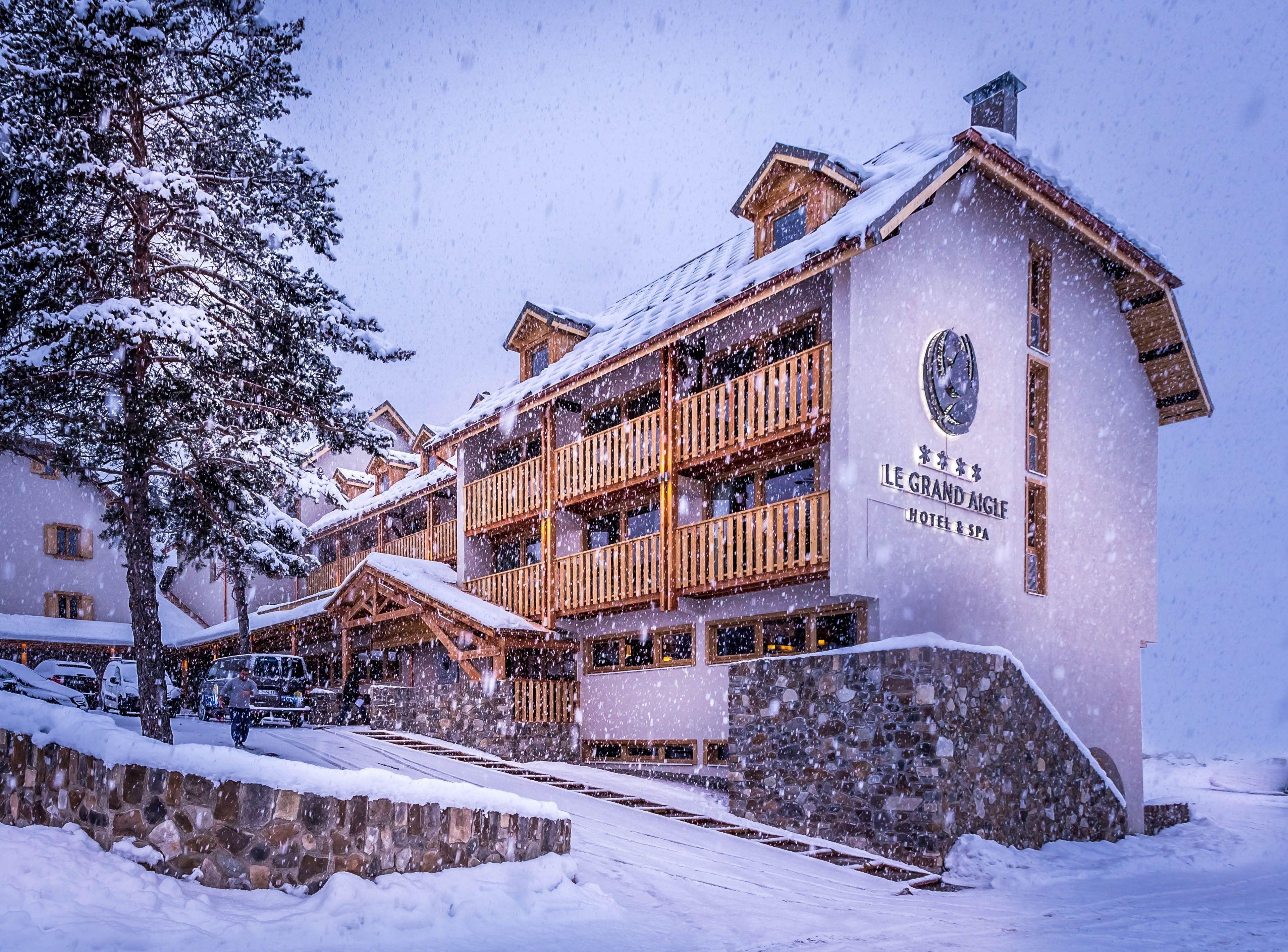 Le Grand Aigle Hotel & Spa**** La Salle-les-Alpes Zewnętrze zdjęcie